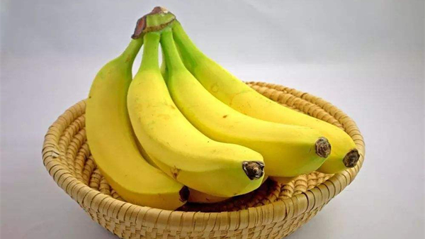 适合高龄老人吃的水果，成都金牛区养老院一暄康养为您介绍-香蕉