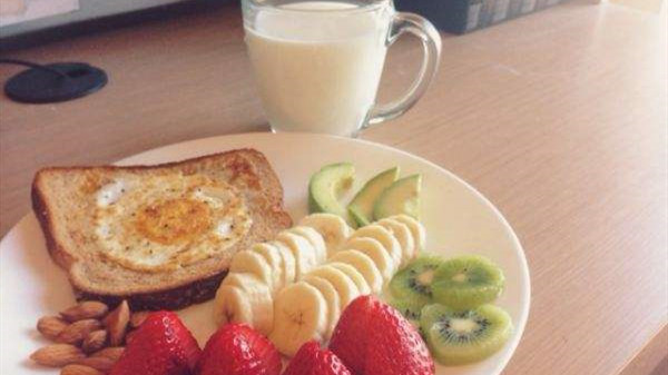 成都养老院一暄康养提醒6种早餐模式隐藏的营养缺陷（1）-早餐1